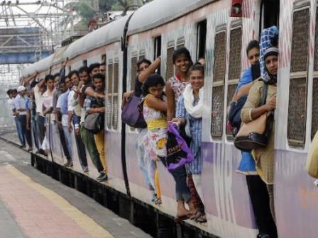 Crowded Indian train